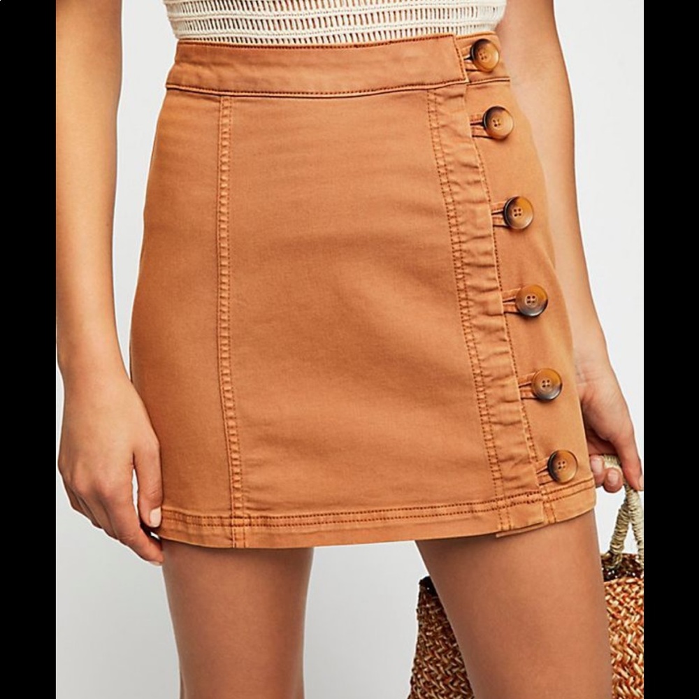 Free people little daisy skirt — NWT